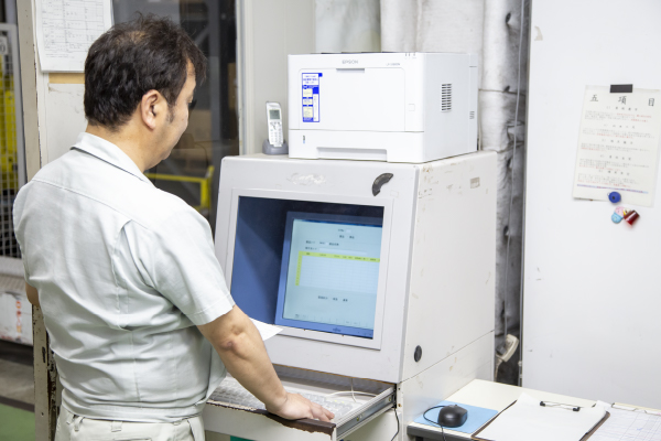 自動倉庫によるオートメーションシステム